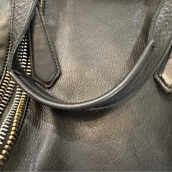 Linea Pella Handbag - Picture 6 of 15